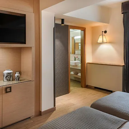Starhotels Metropole 4* Rome