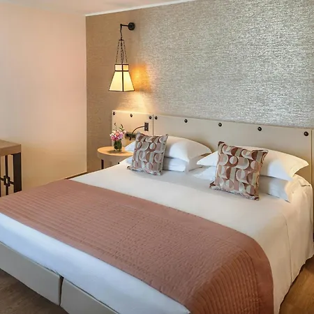 Starhotels Metropole Hotel 4*