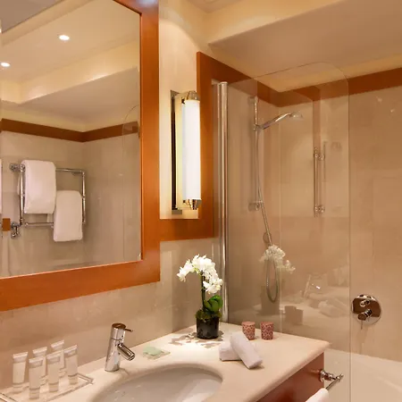 Starhotels Metropole Hotel 4*