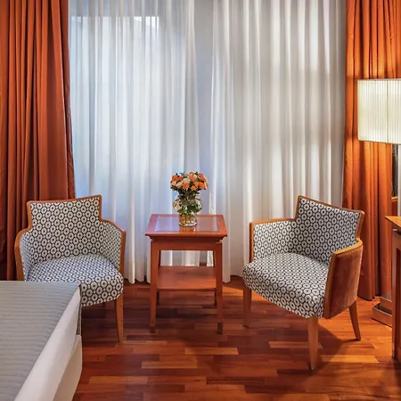 Starhotels Metropole Szálloda