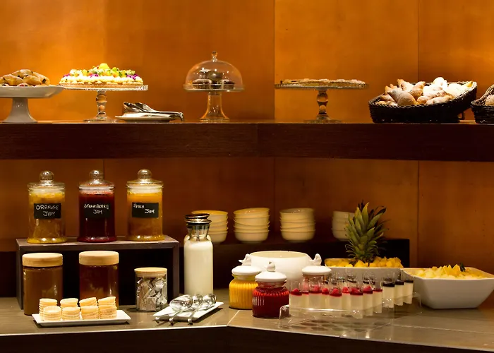 Starhotels Metropole Hotel 4*