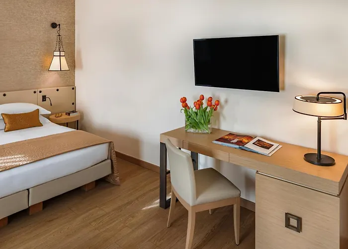 Starhotels Metropole Hotel 4*