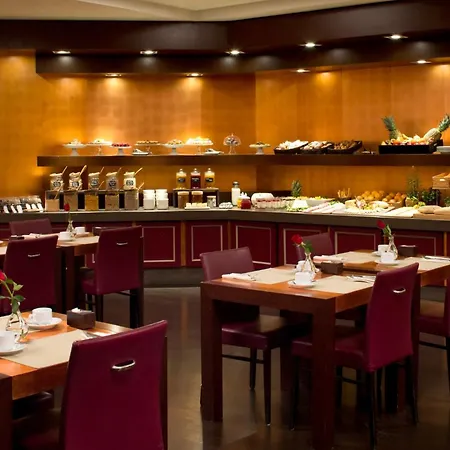 ستار هوتيلز ميتروبول 4*